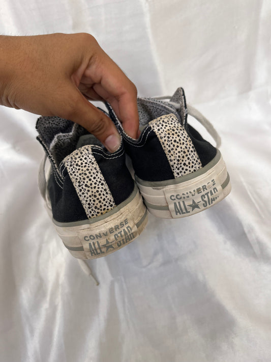 Special edition doted black lowtop converse
