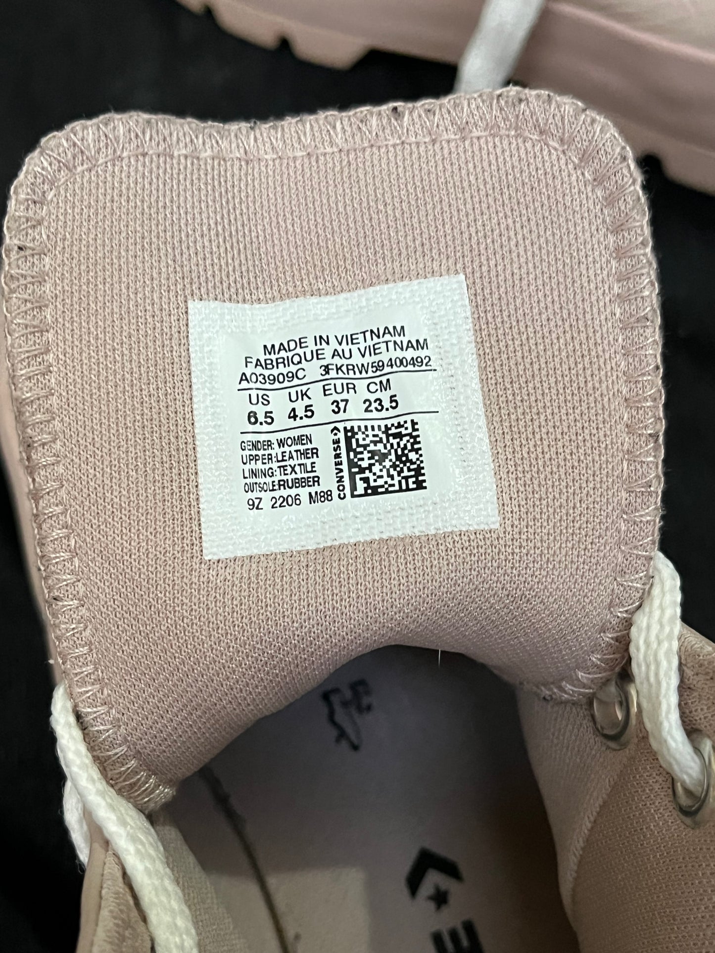Dusty pink lugged hightops