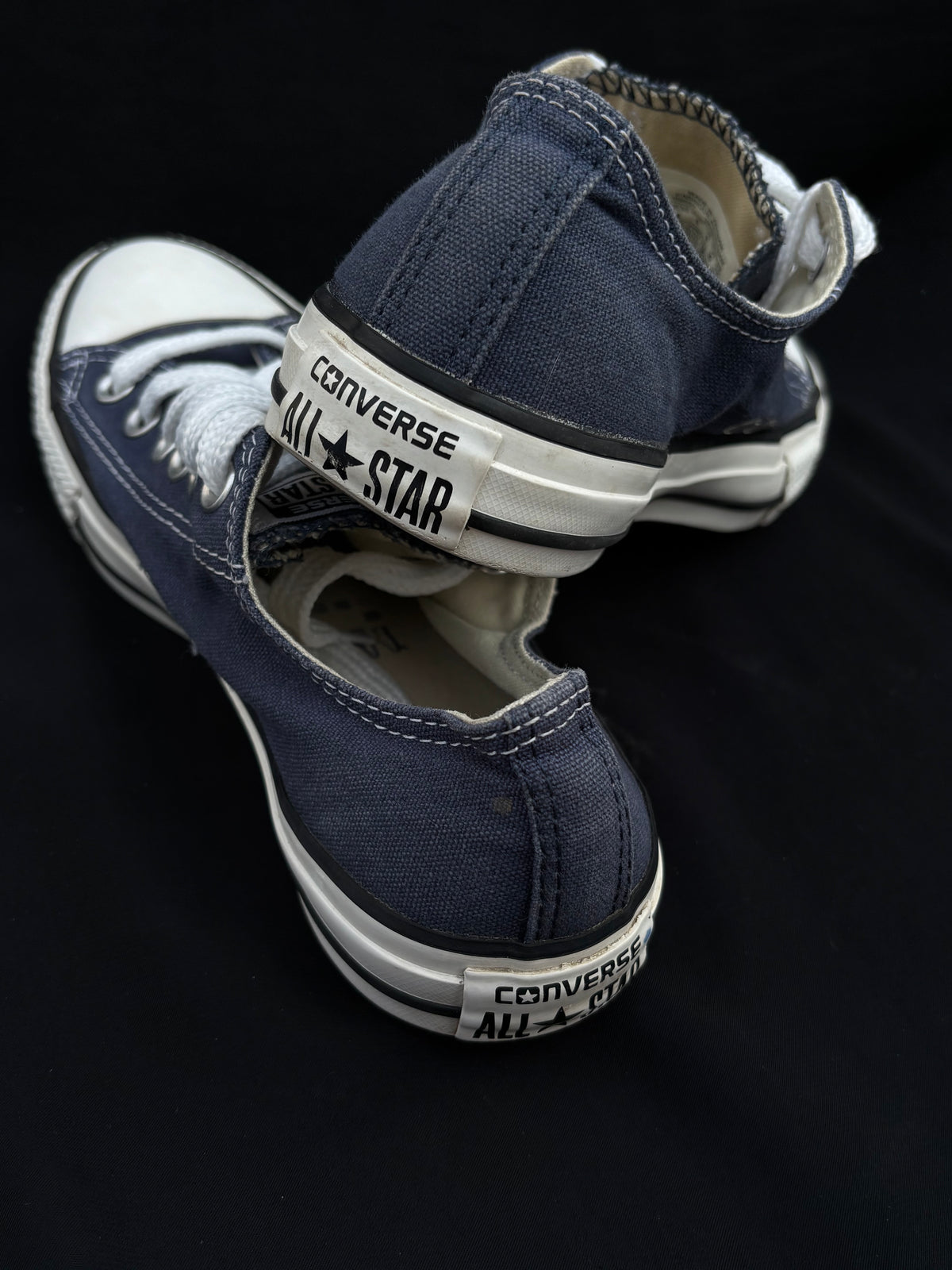 Blue lowtop converse — preloved, photo 3 of 3