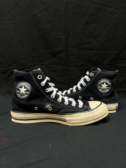 Black Hi chuck Taylor Athetic shoes
