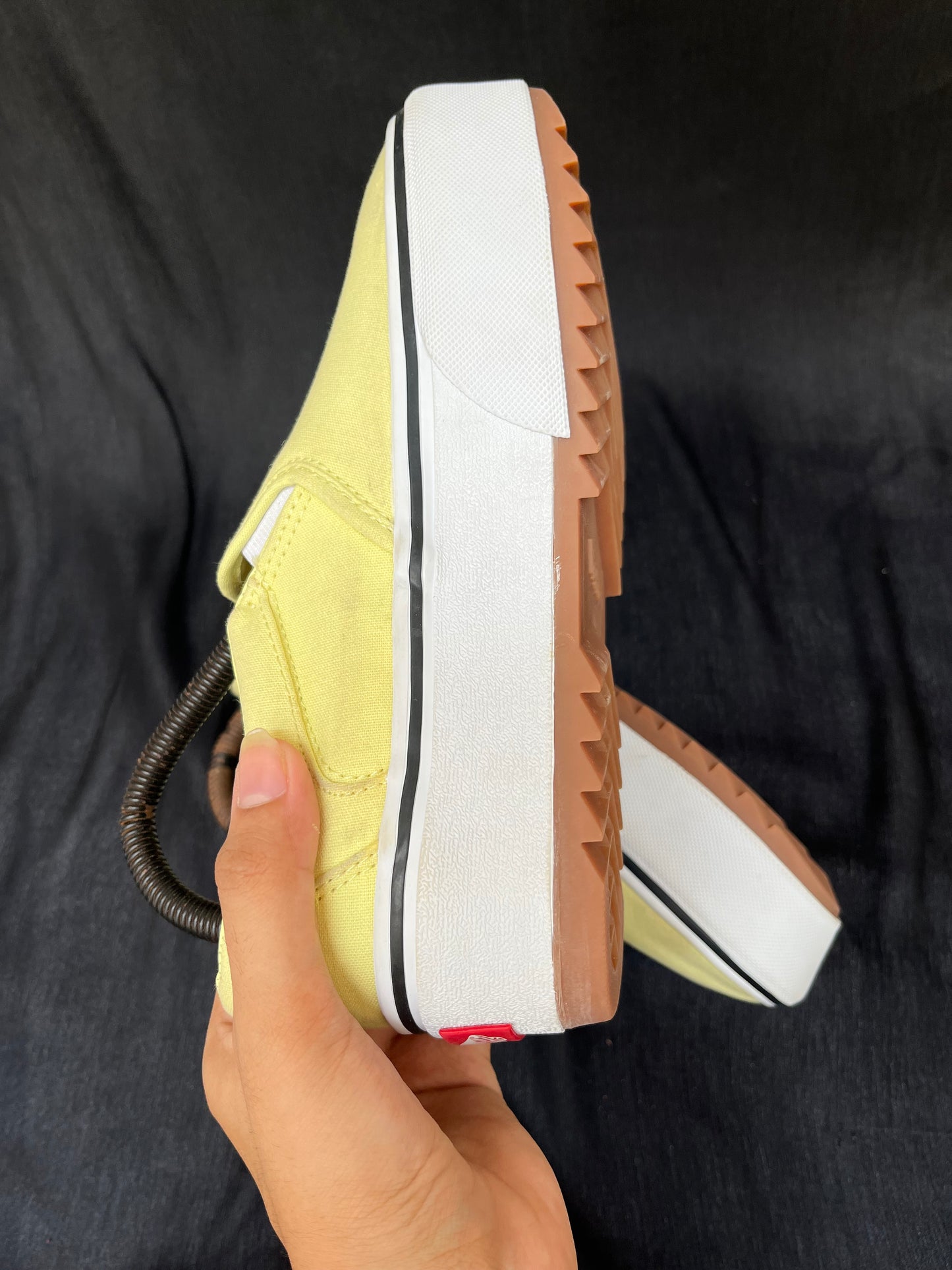 Original yellow vans platform (37)