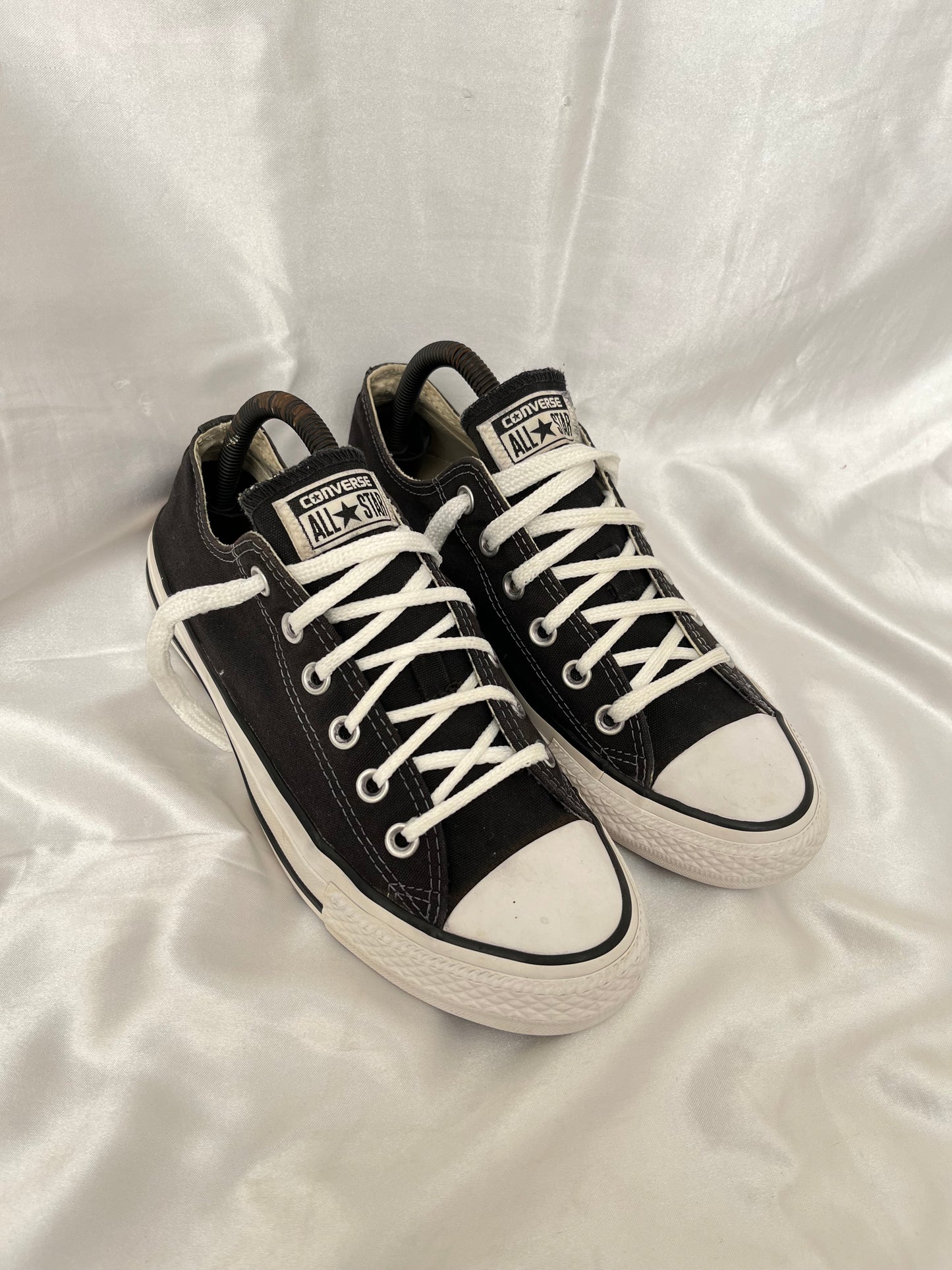 Black lowtop converse