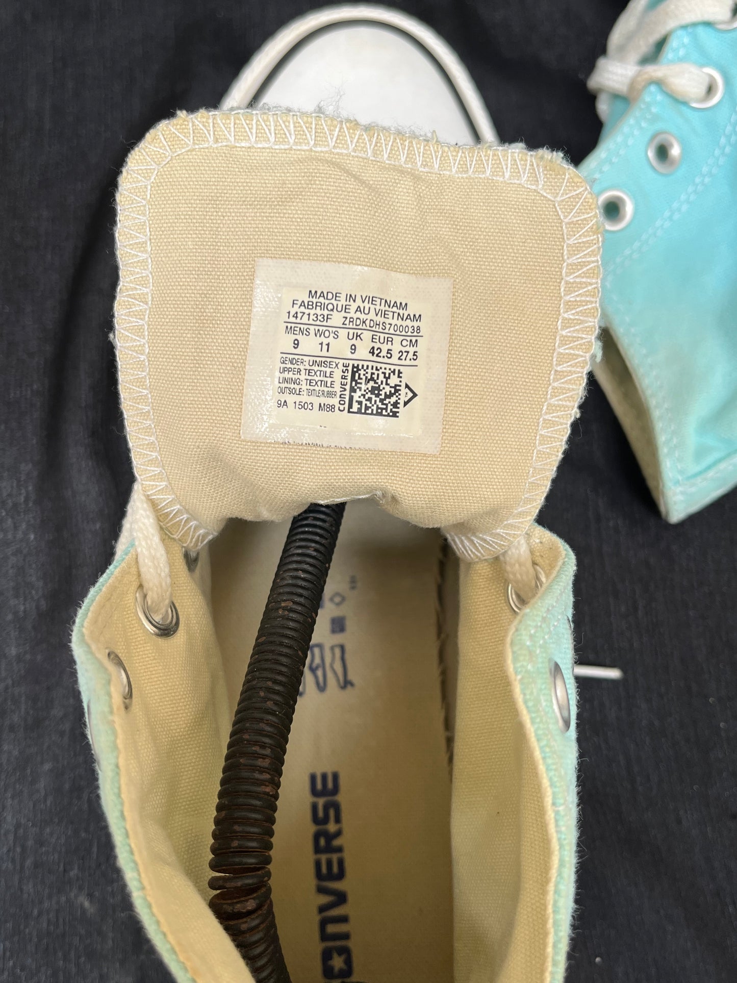 Teal hightop converse (42.5)