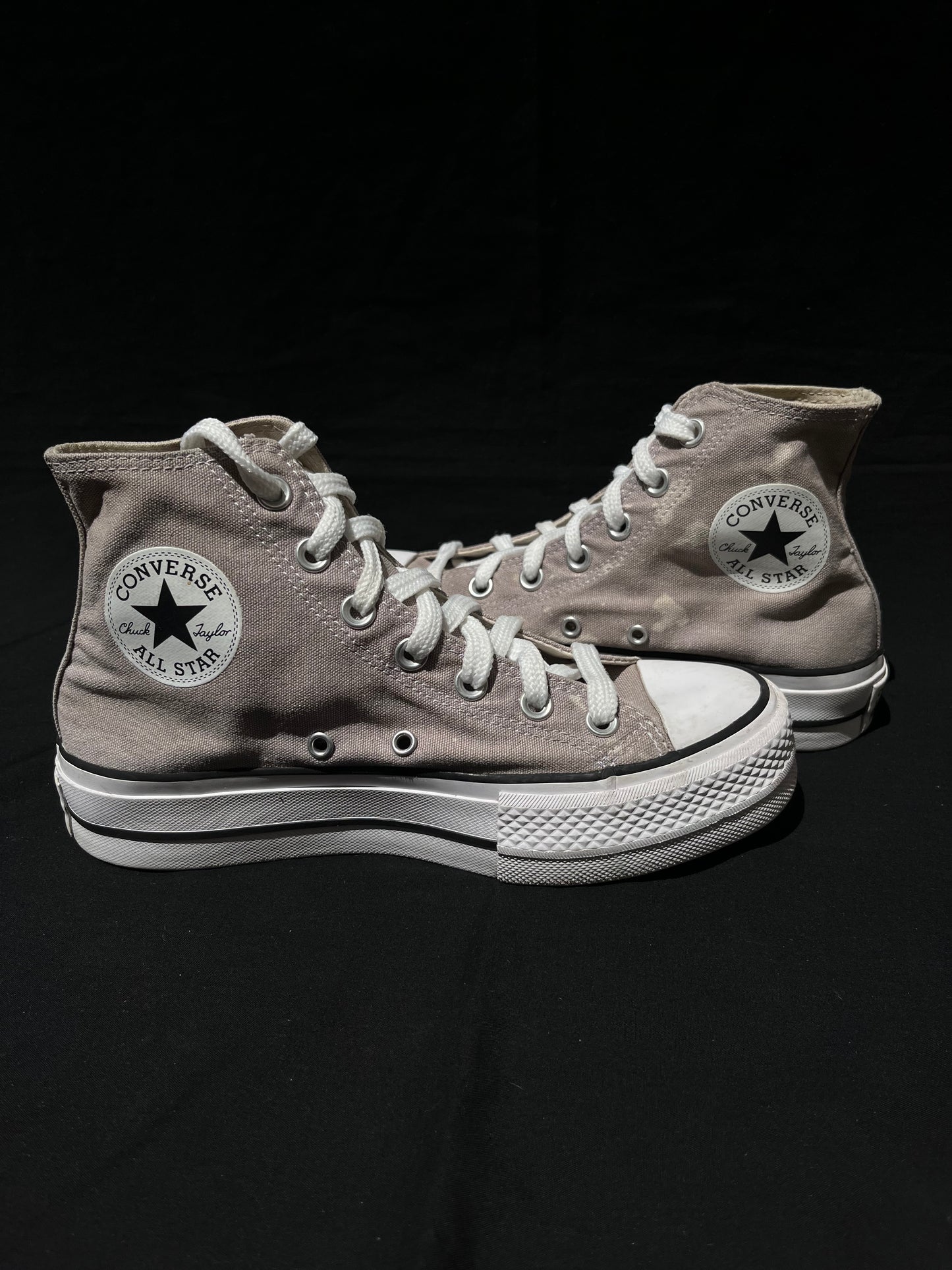Grey platform highs (37.5)