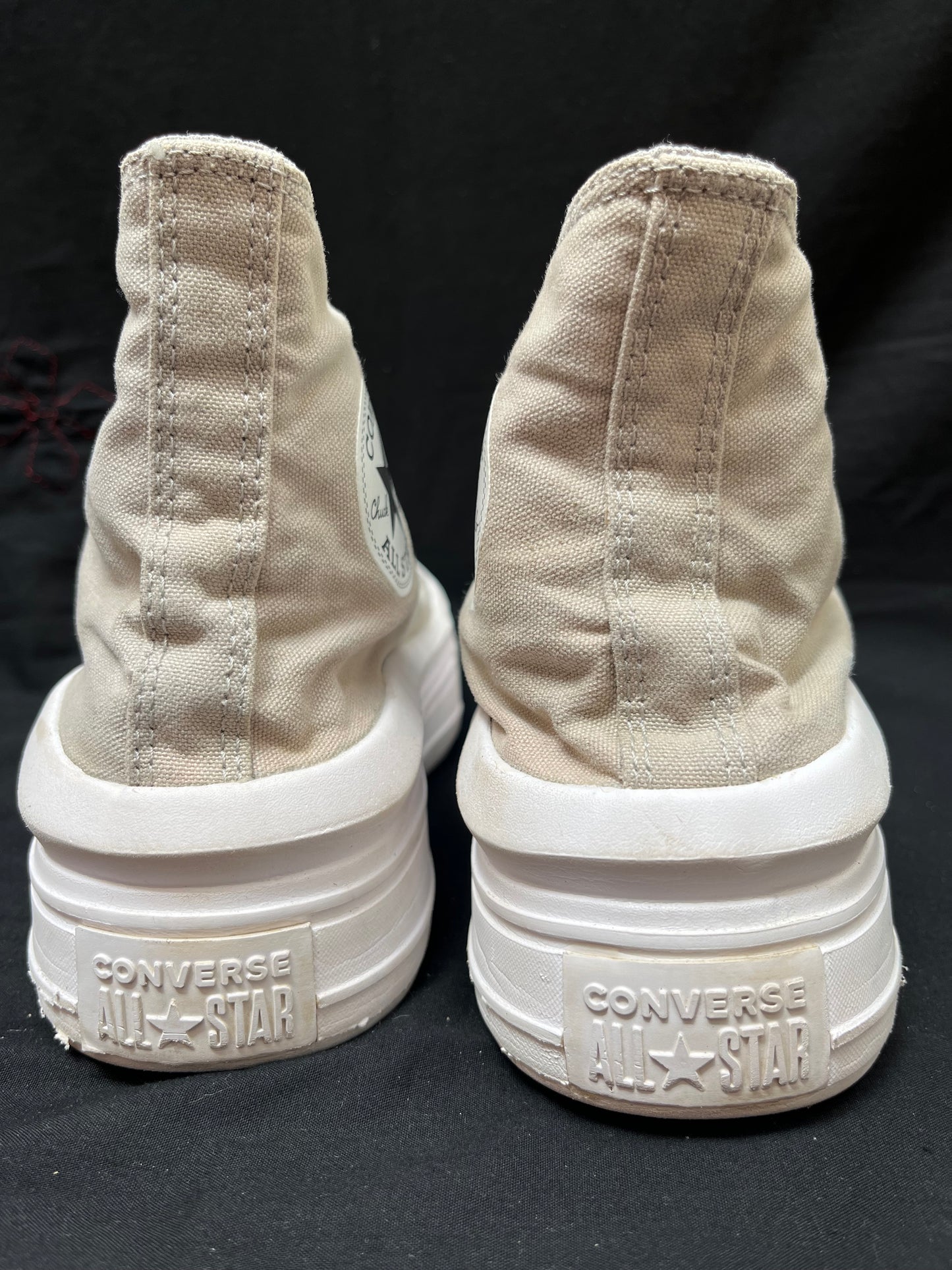 Beige hightop move