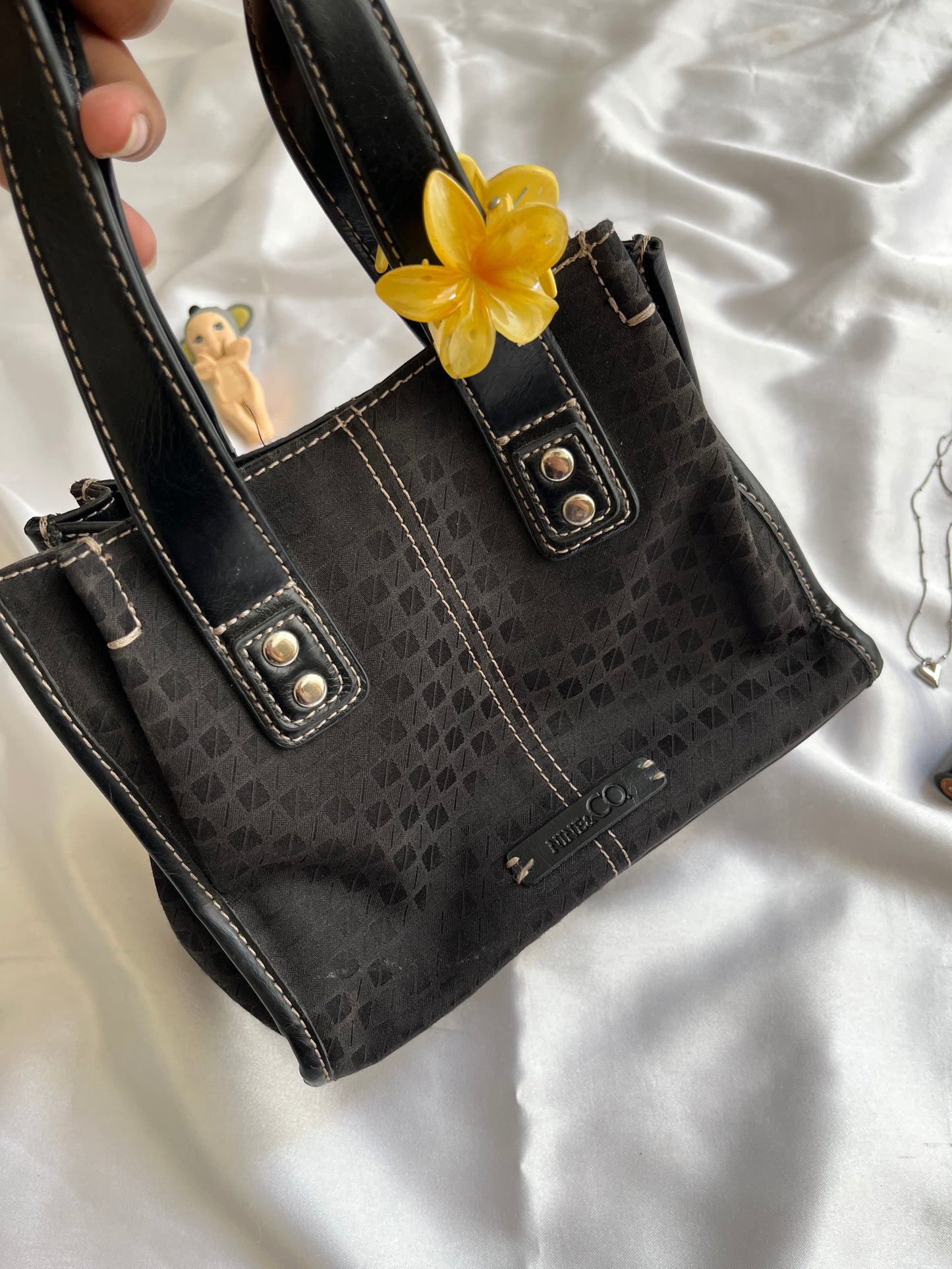 Black mini bag drop
