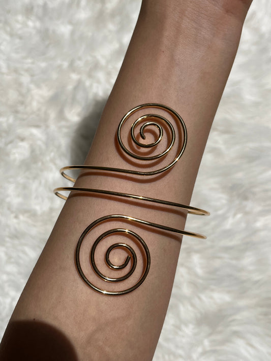 Spiral armcuff