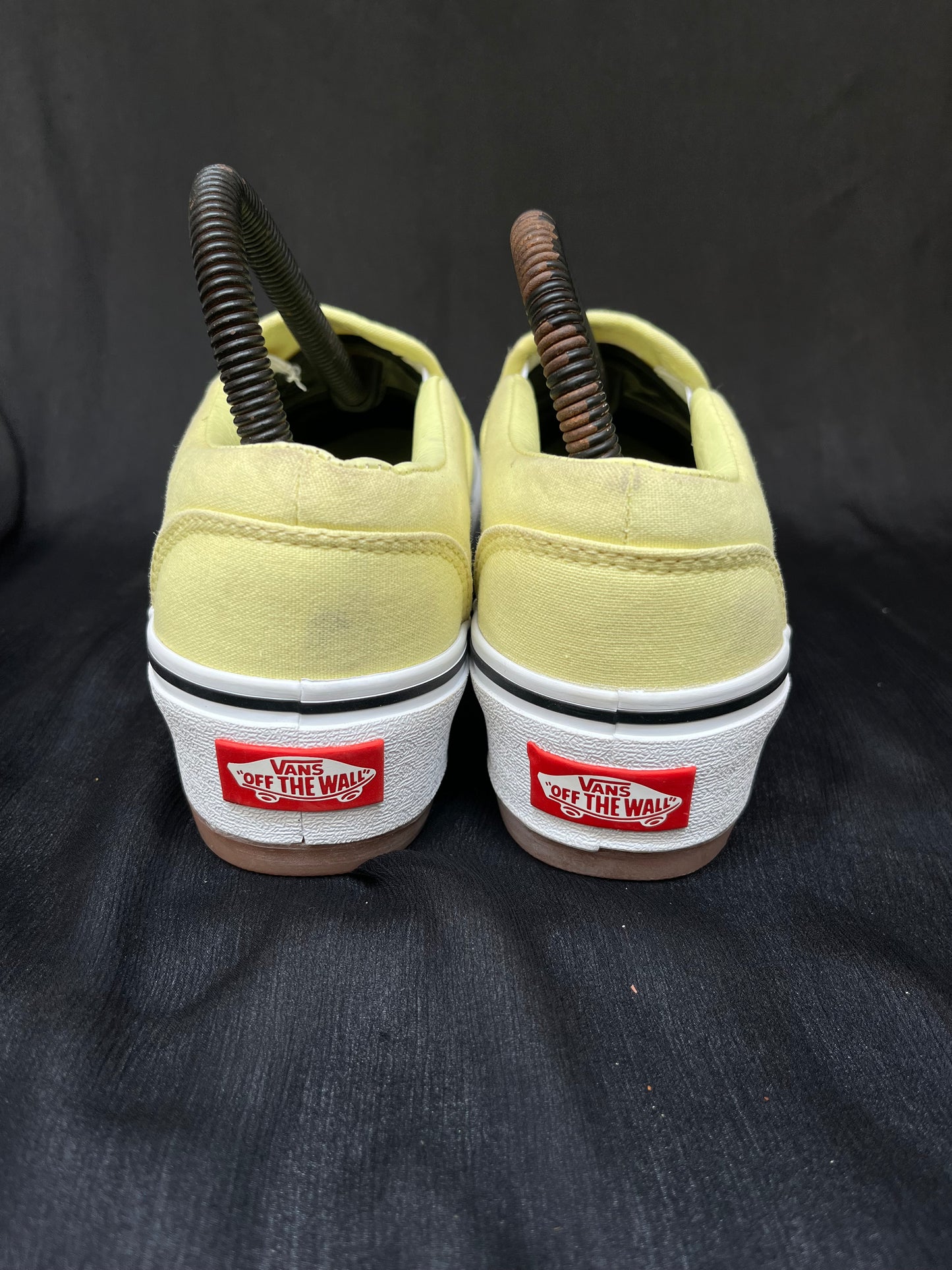 Original yellow vans platform (37)