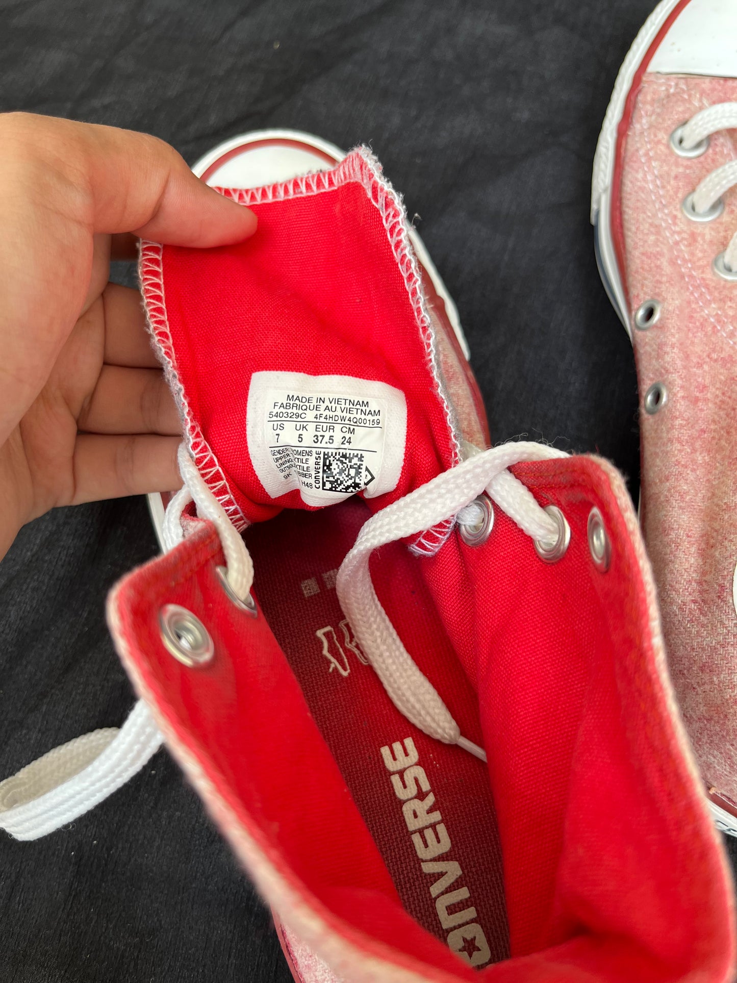 Pink hightops (37.5)