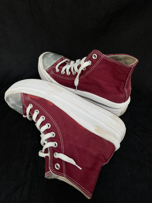 Maroon platform hightops (41.5)
