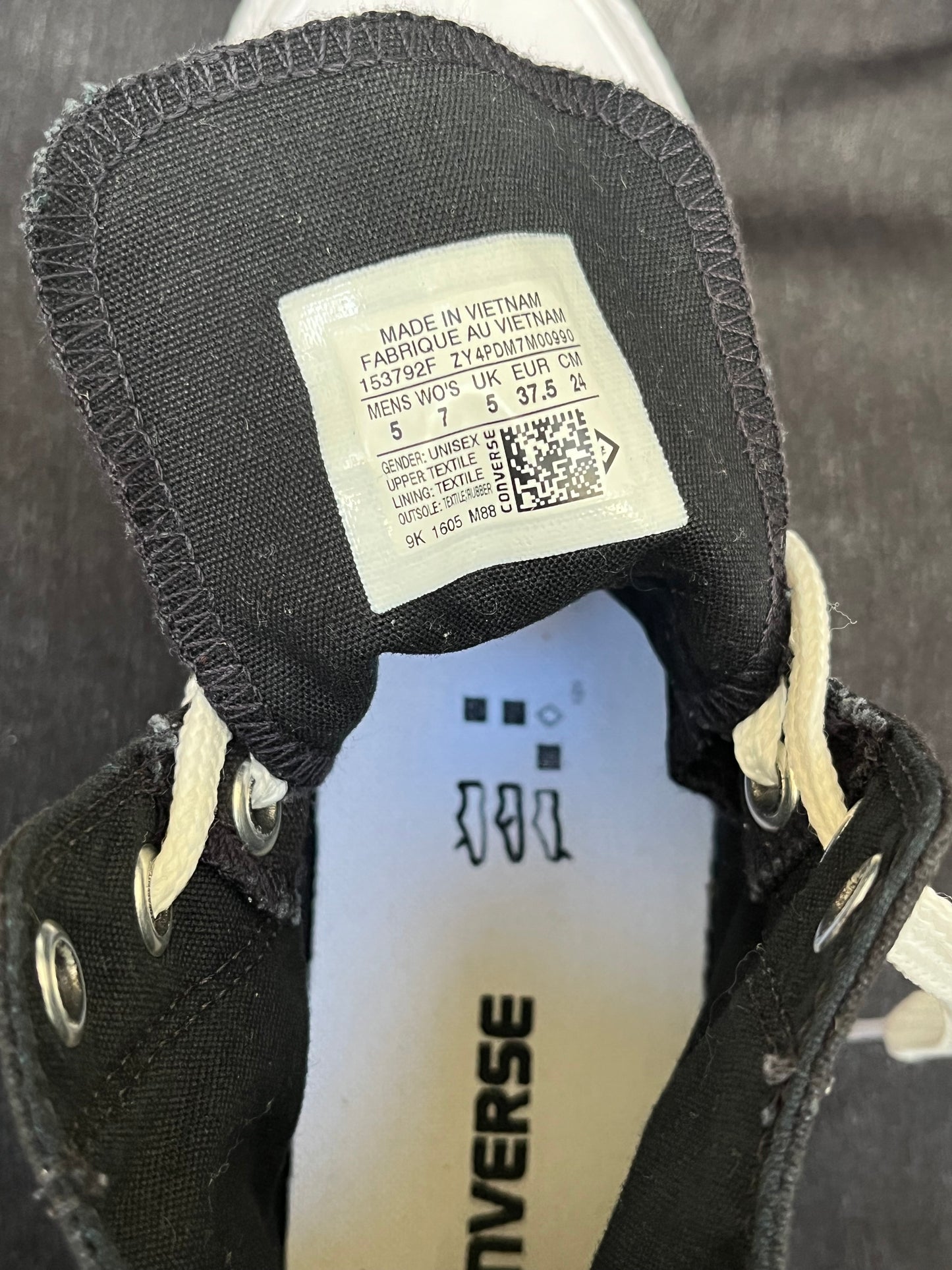 New Rare black hightops (37.5)