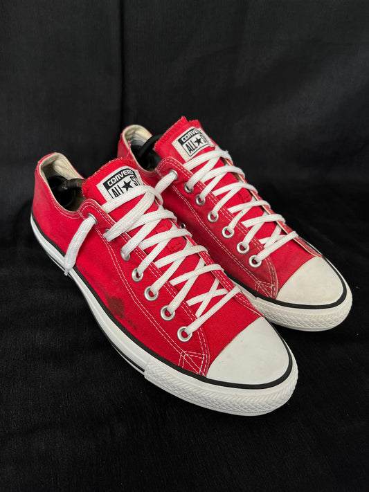 Red lowtop converse