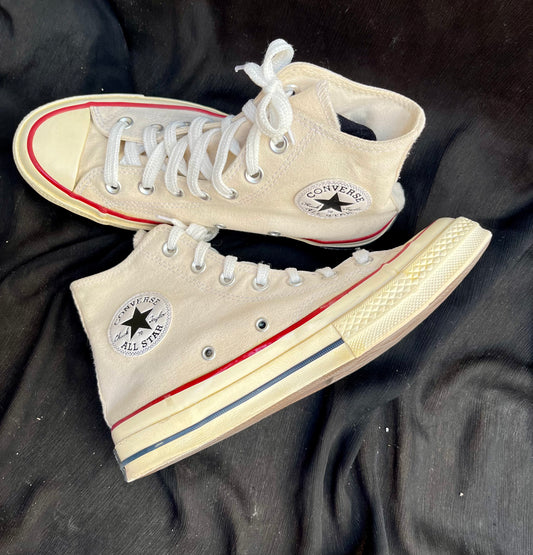 Beige hightop converse 37