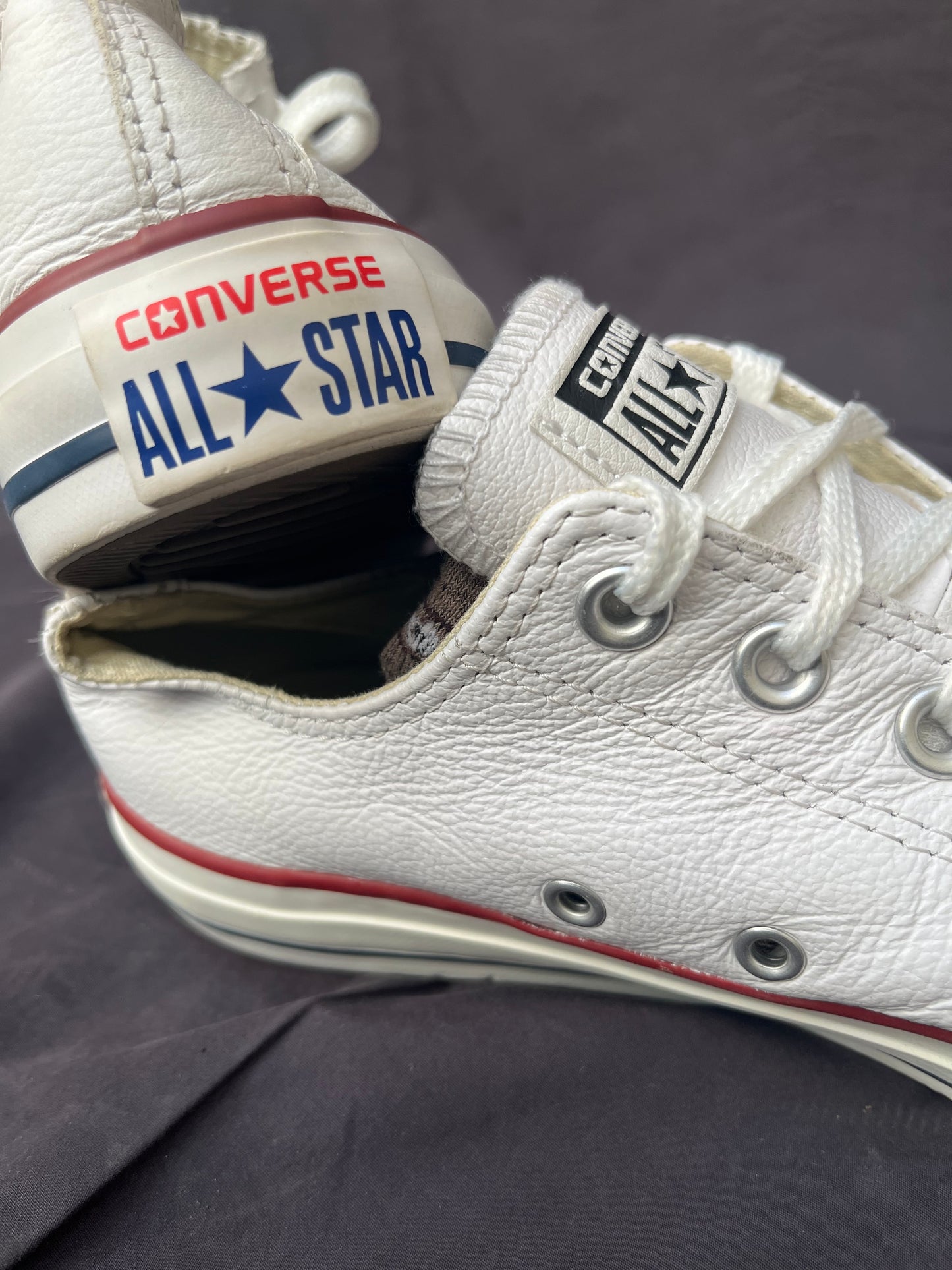 White leather lowtop