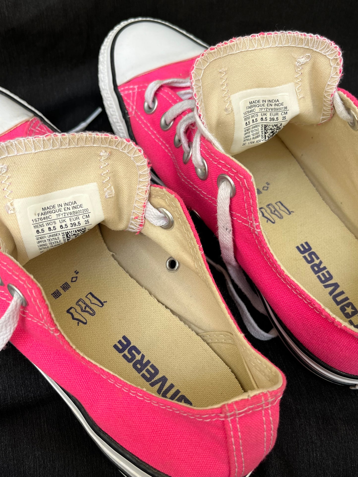 New pink lowtop converse
