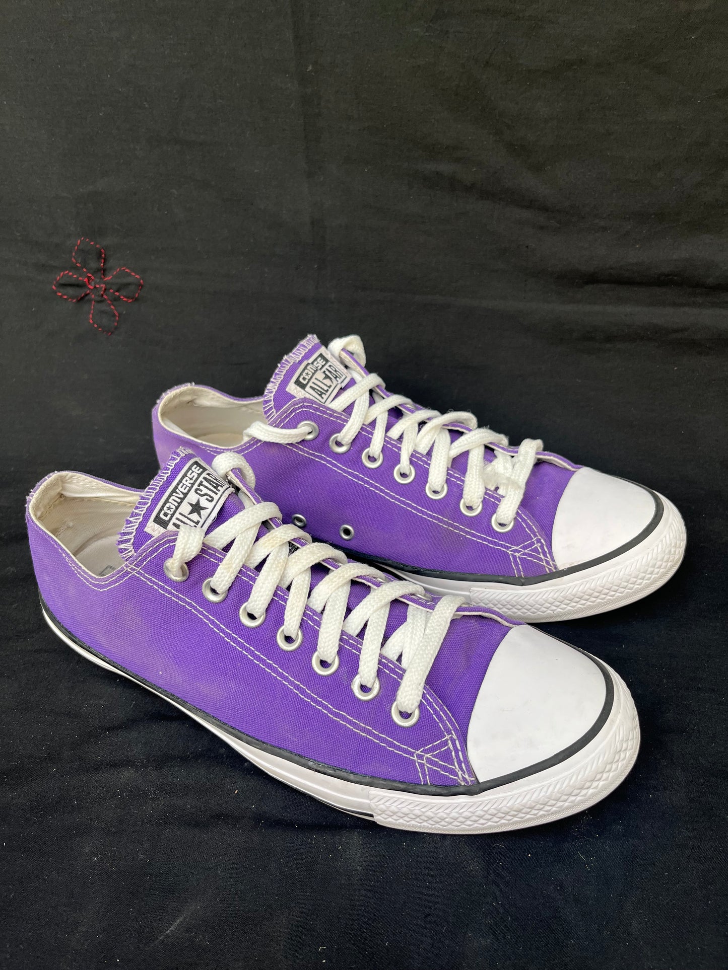 Purple low top 44