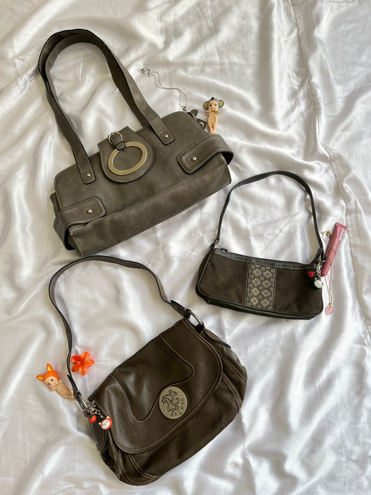 Earthy bag drop