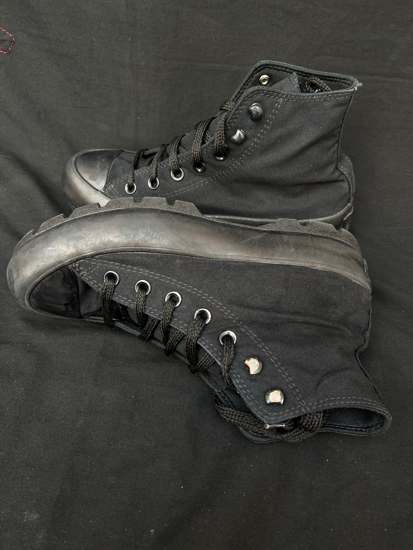 Full Black lugged high top 38