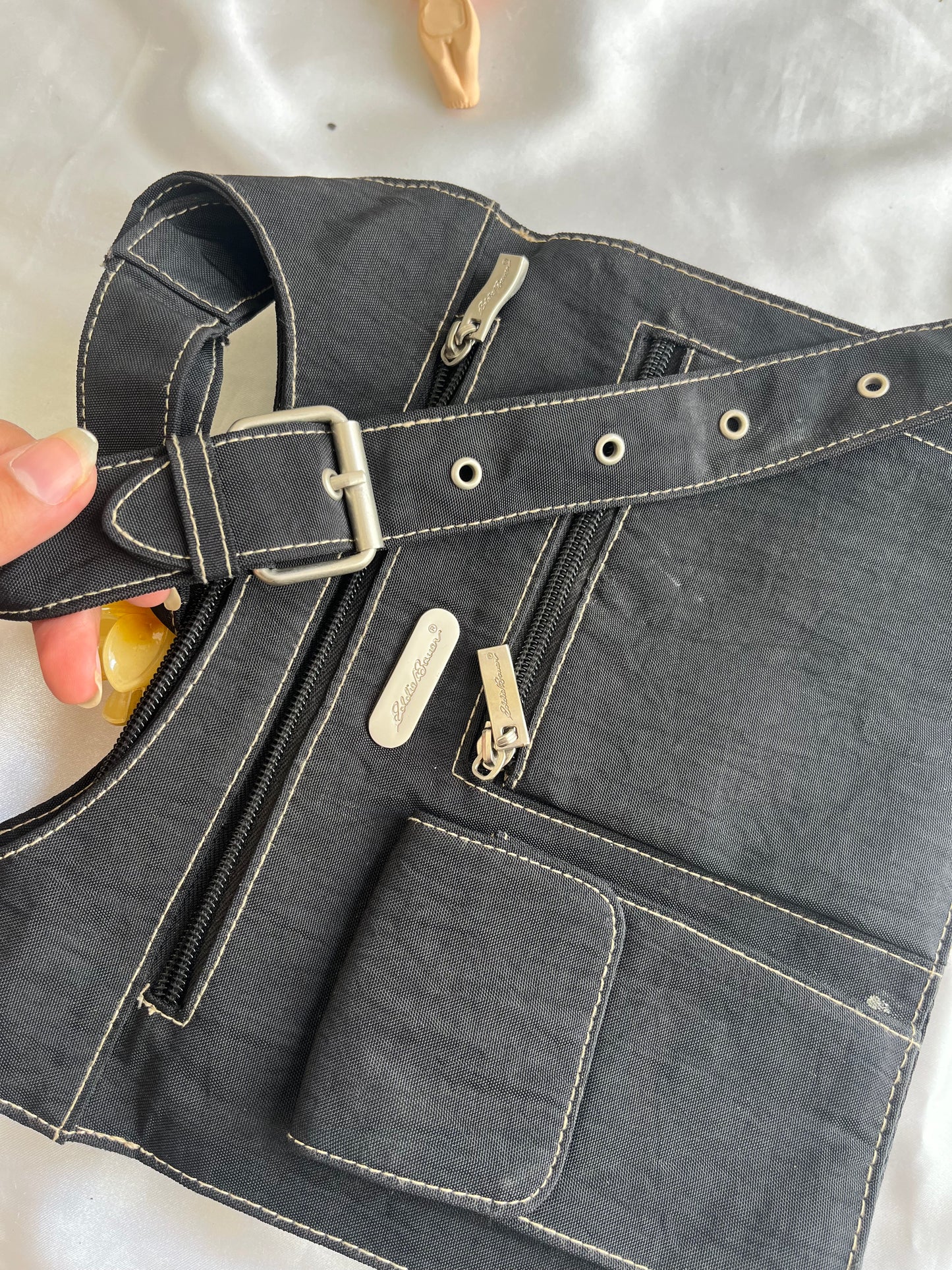 Crossbody bag drop