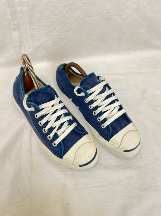 Blue lowtop