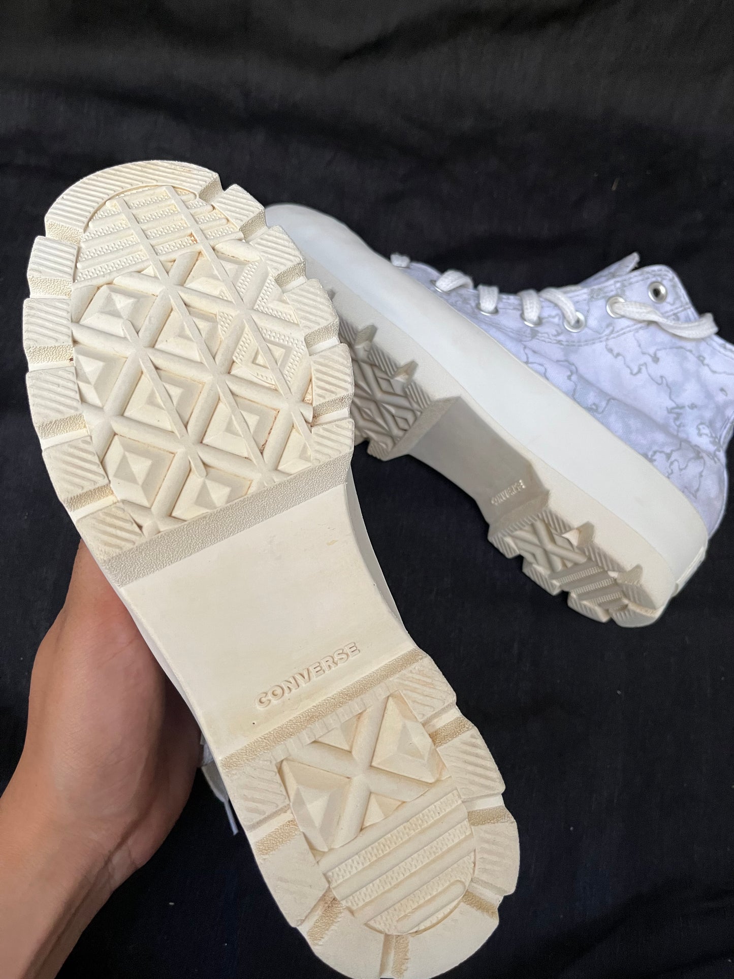 New Rare white lugged hightops