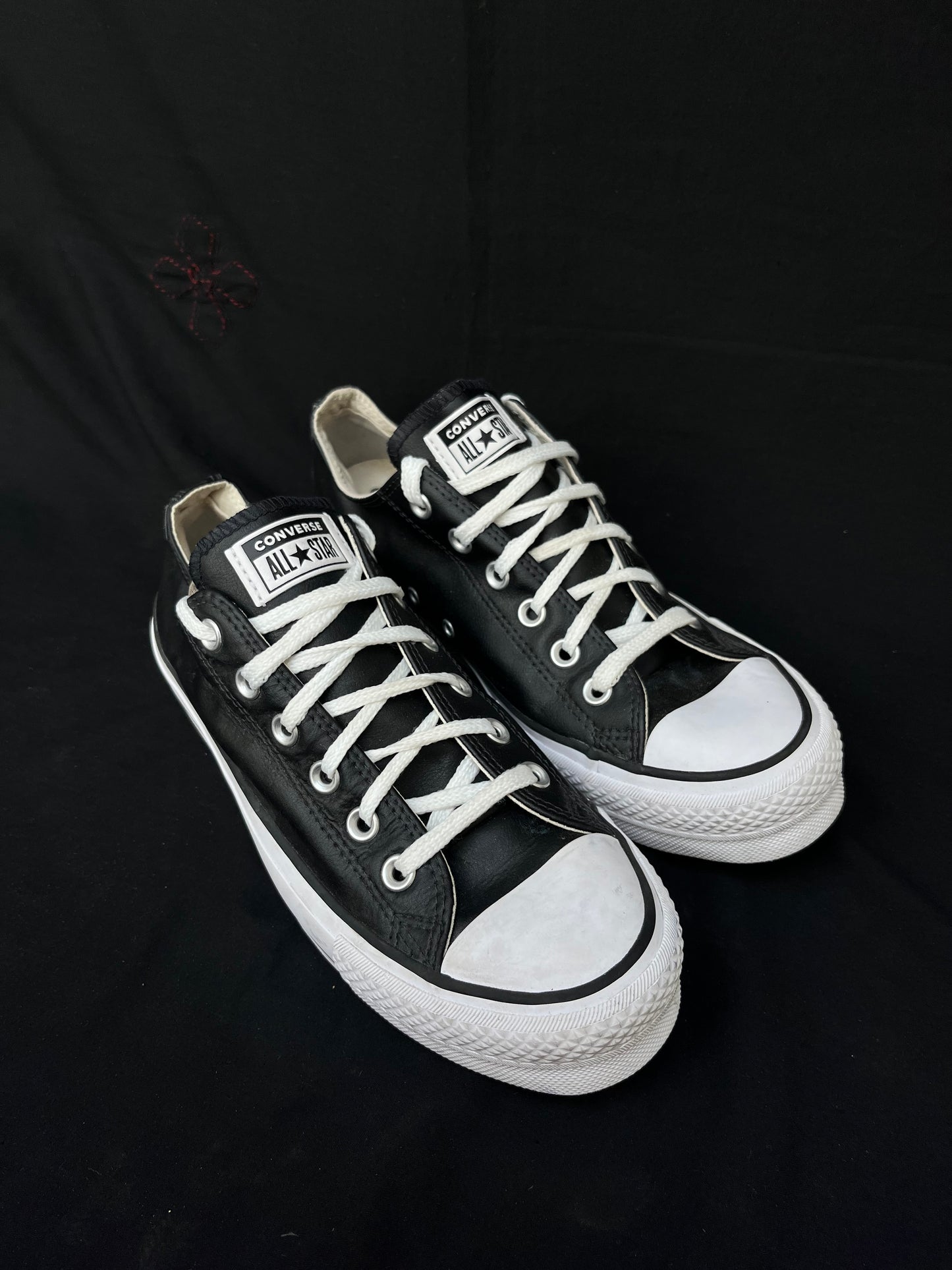 Black platform leather lowtop