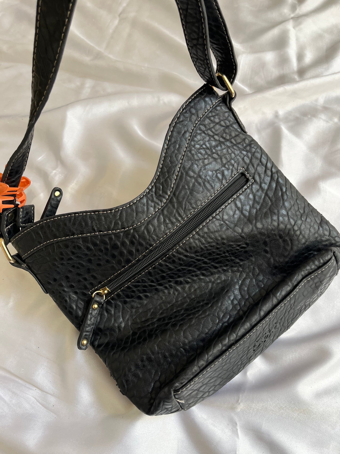 Crossbody bag drop