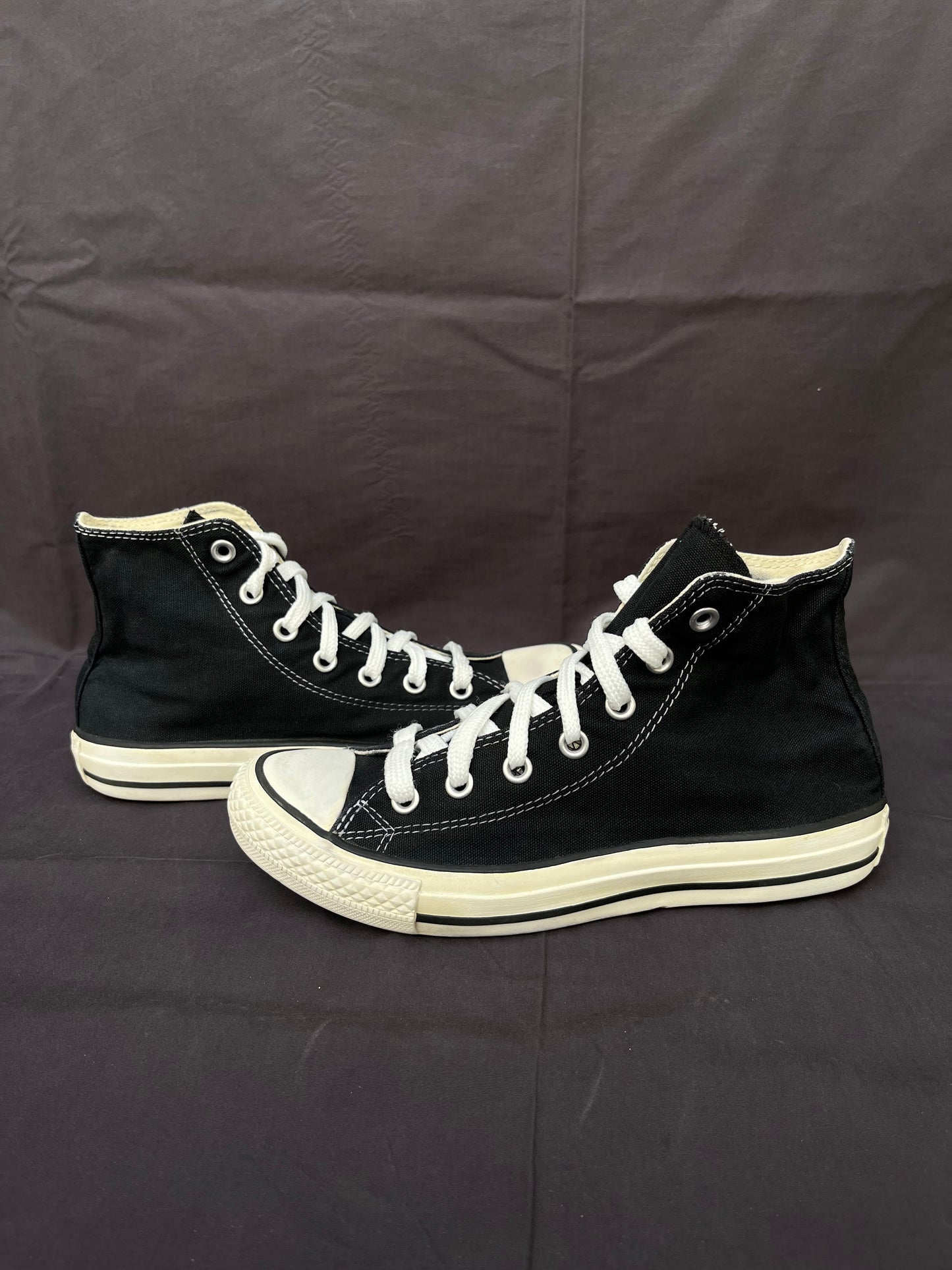 Black hightop converse