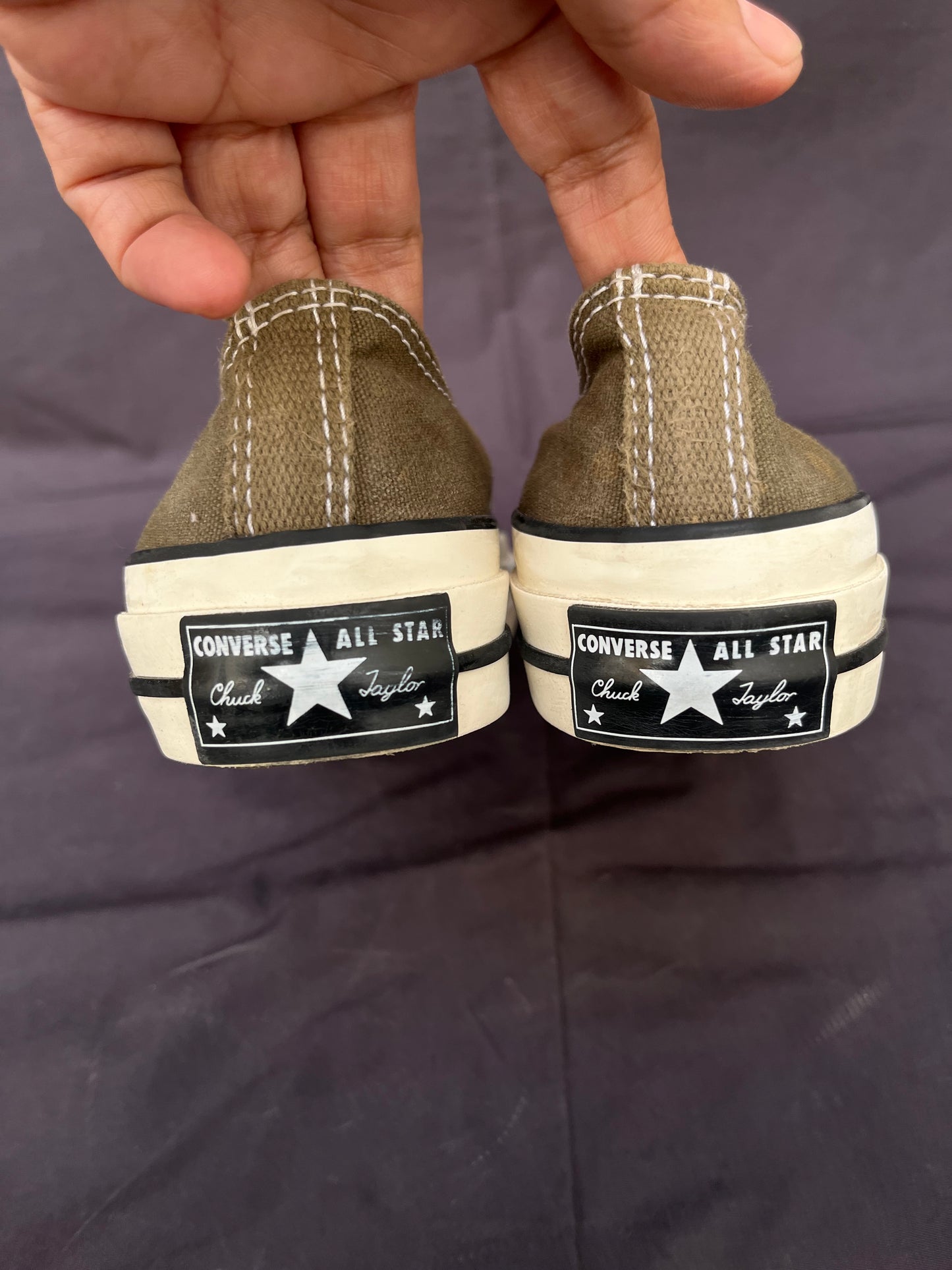 Olive green chuck Taylor Hightop n lowtop