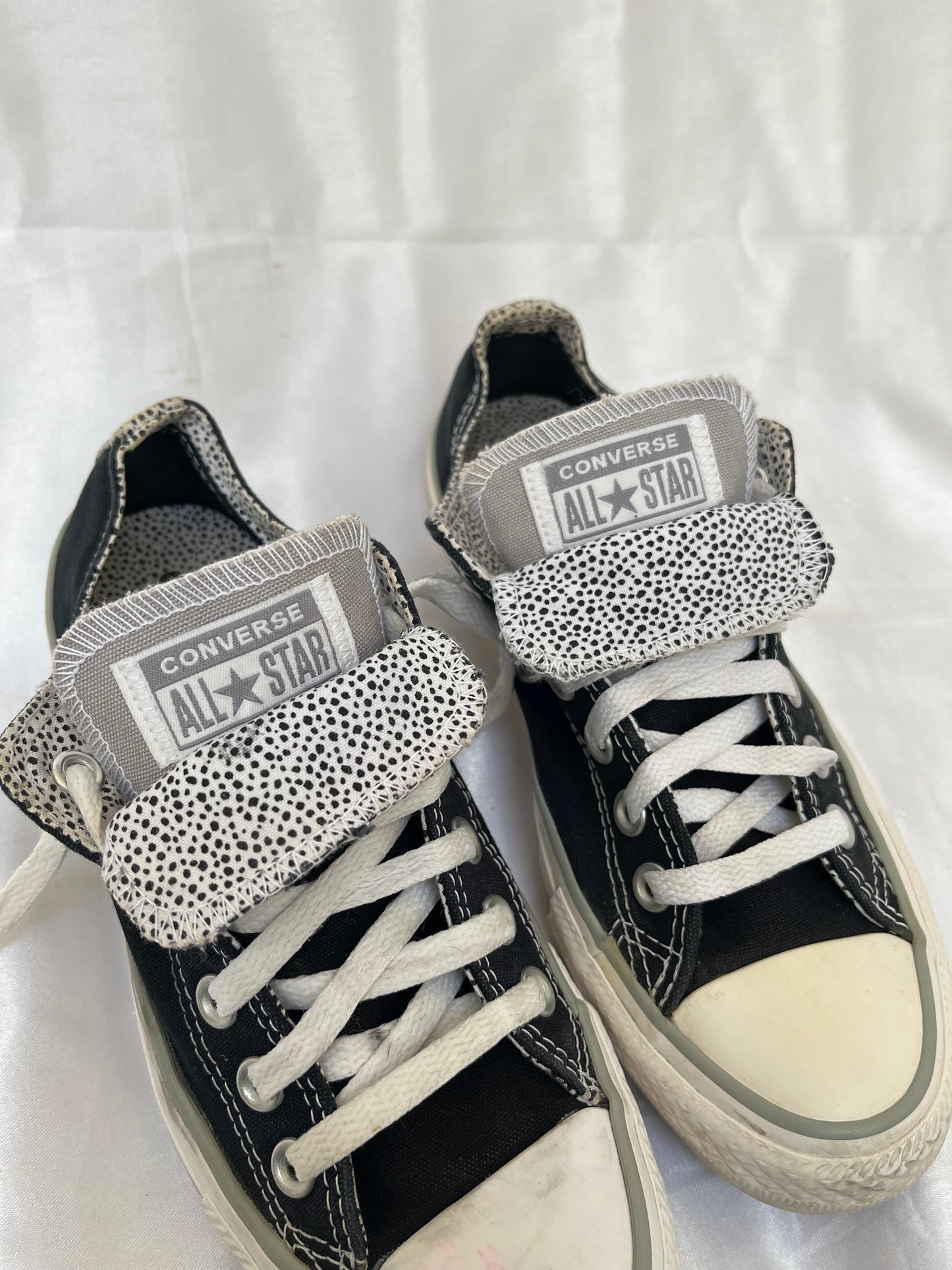 Special edition doted black lowtop converse