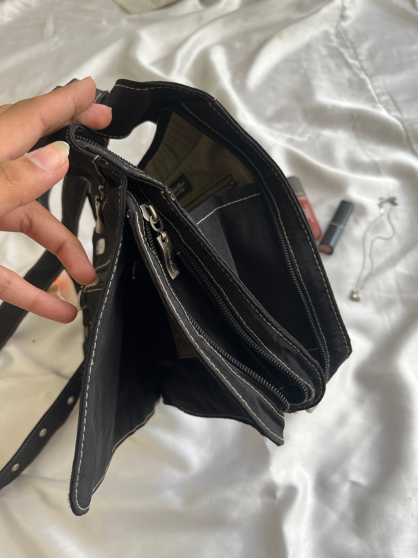 Crossbody bag drop