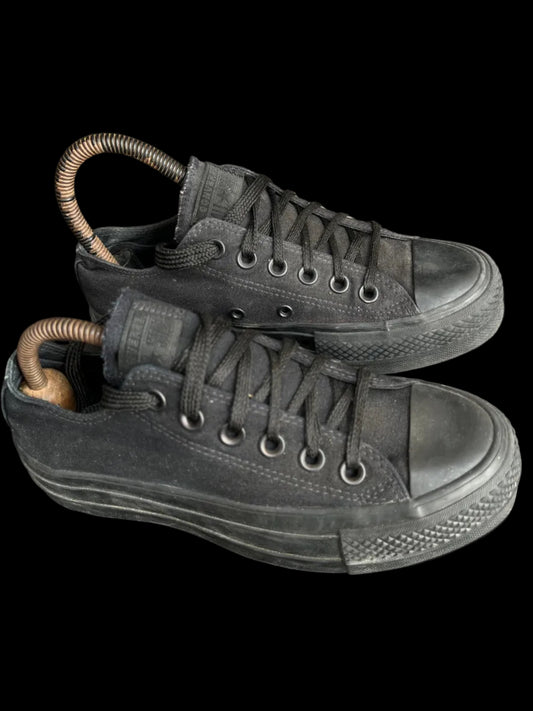Full black platform lowtop