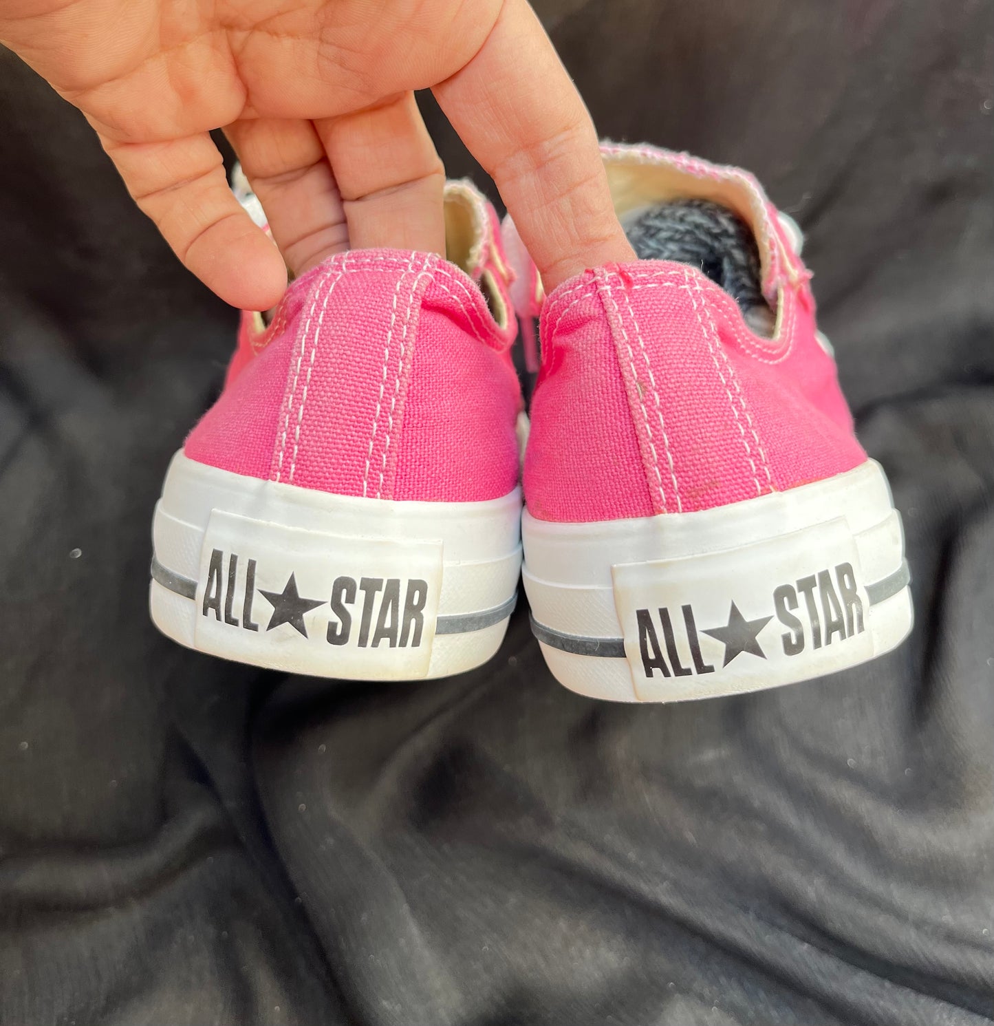 Pink lowtop converse