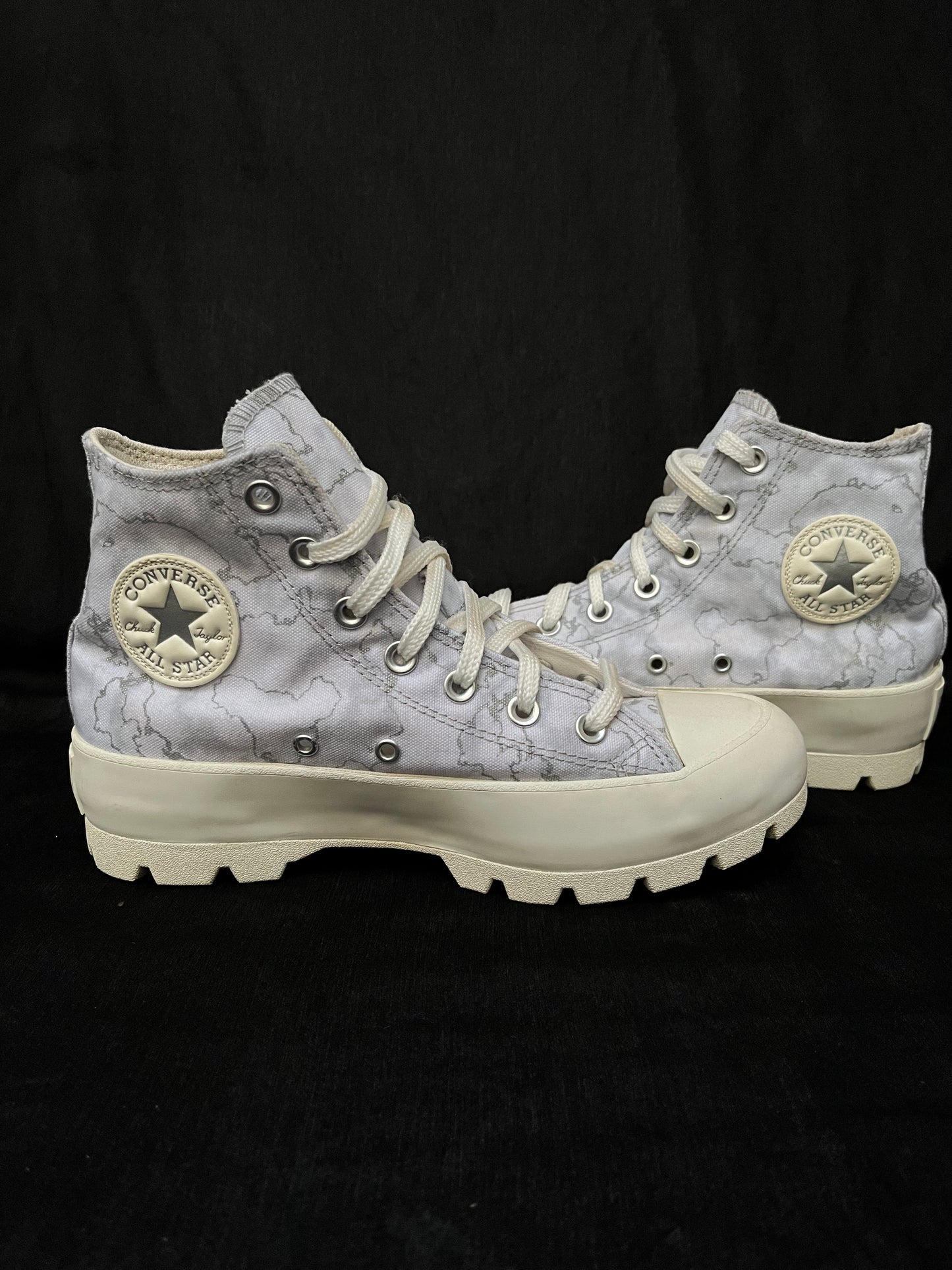 New Rare white lugged hightops