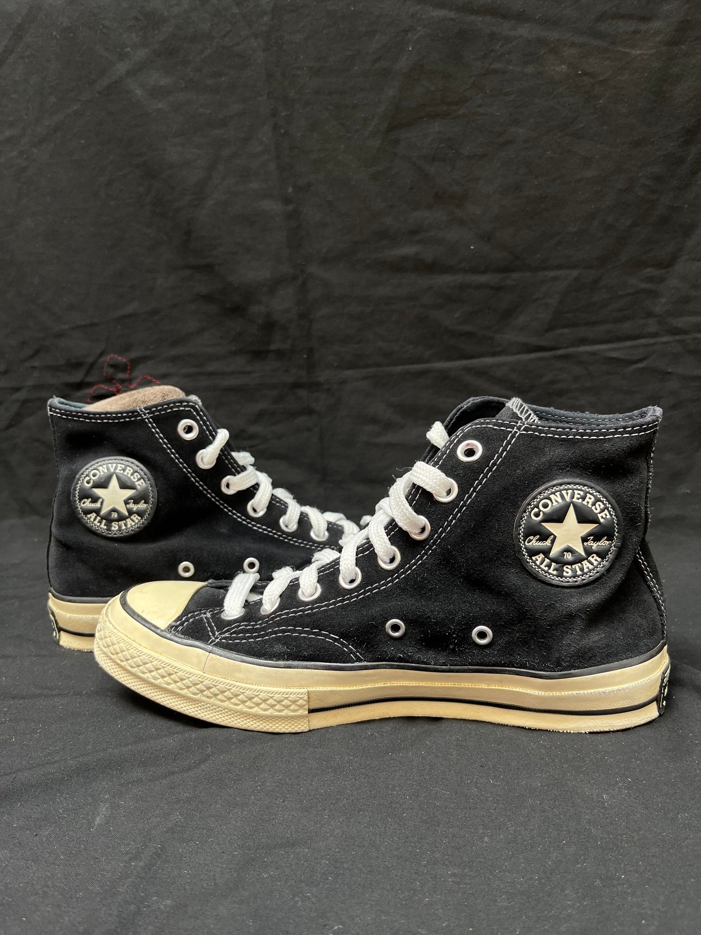 Black Hi chuck Taylor Athetic shoes
