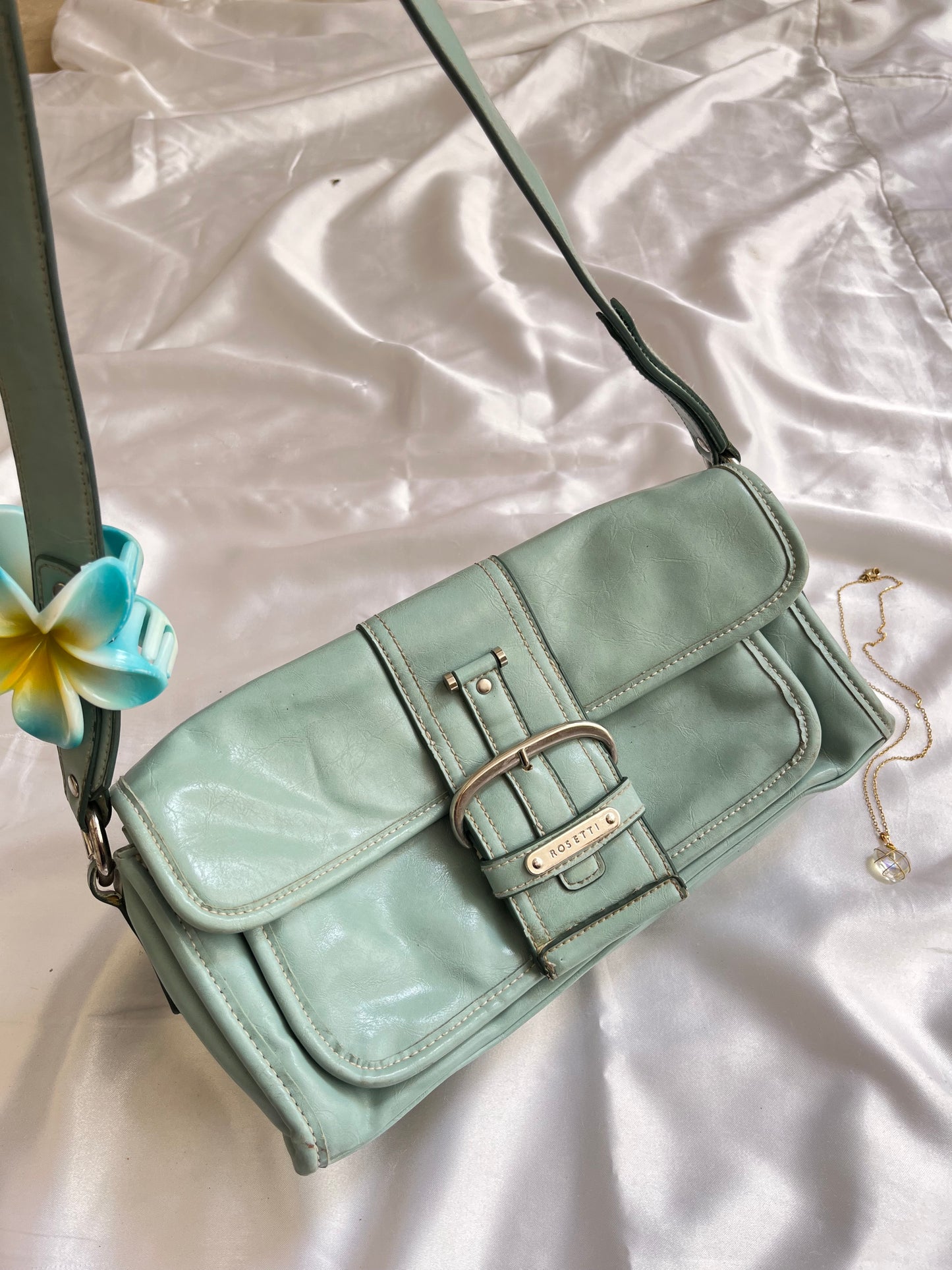 Pastel bag drop