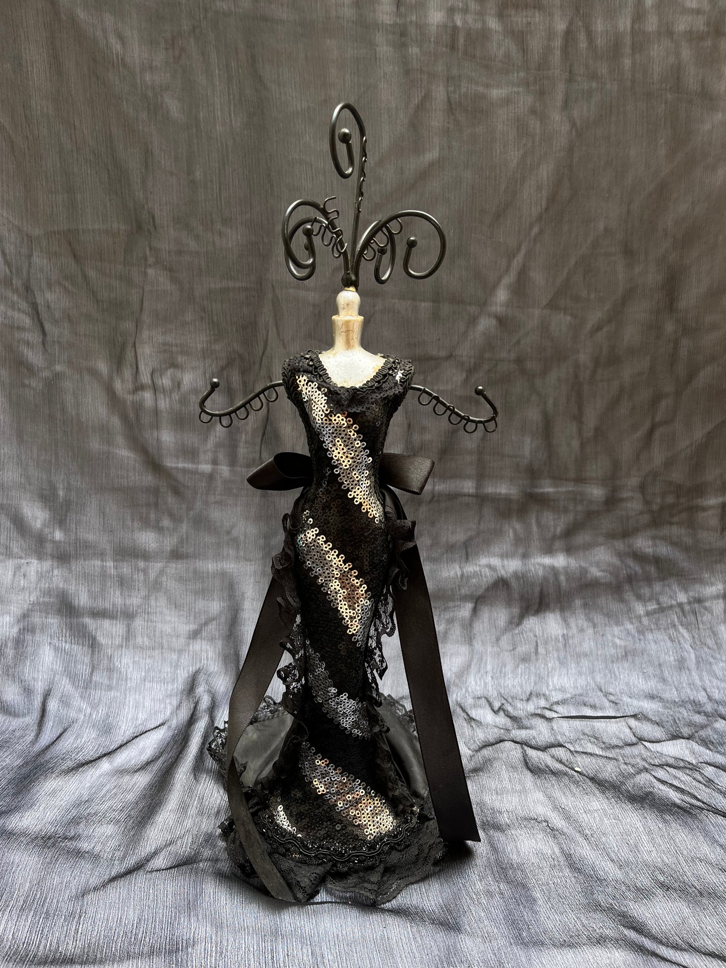 Doll stands