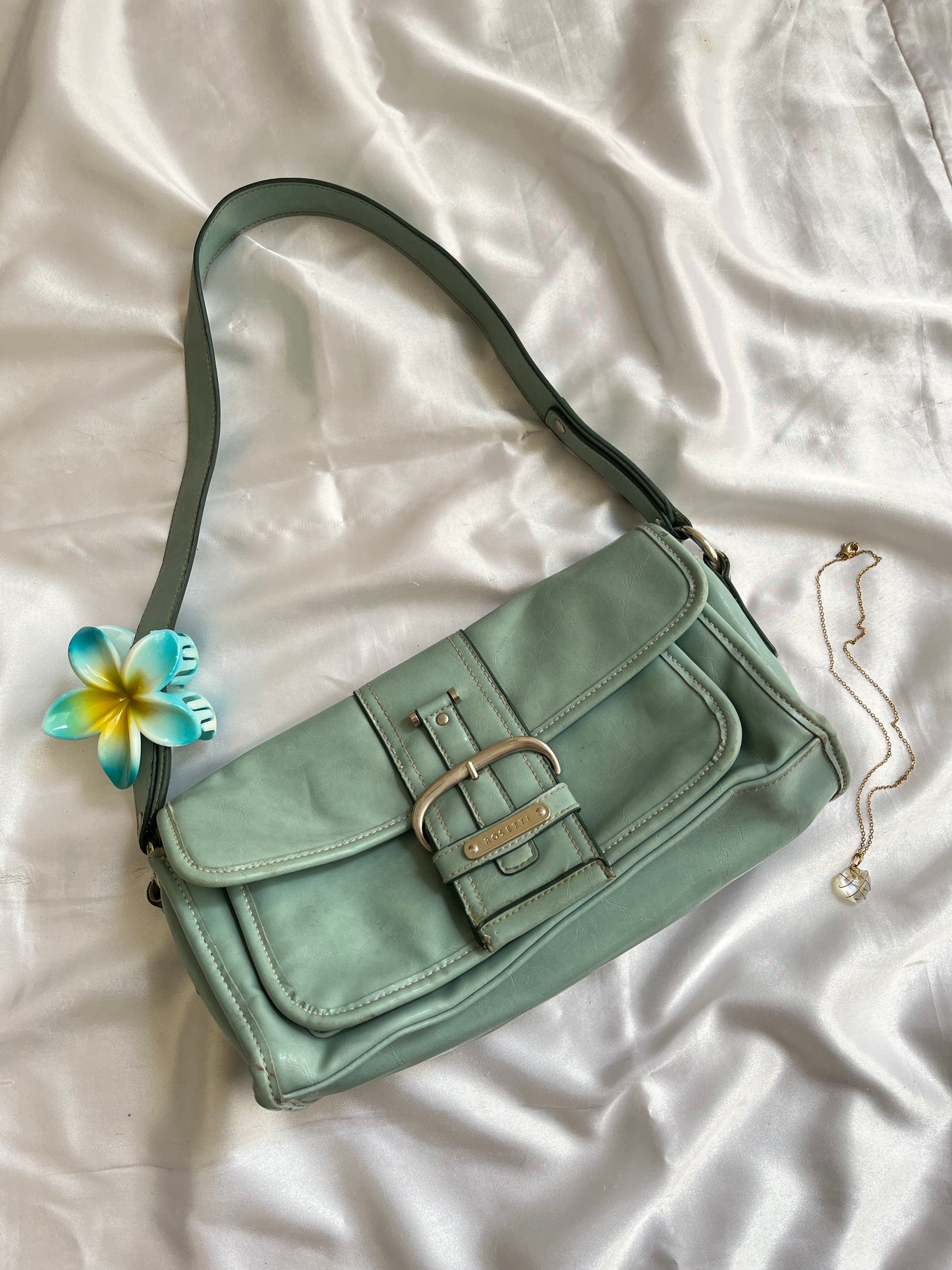 Pastel bag drop