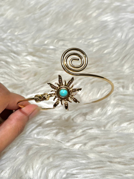 Crystal armcuff