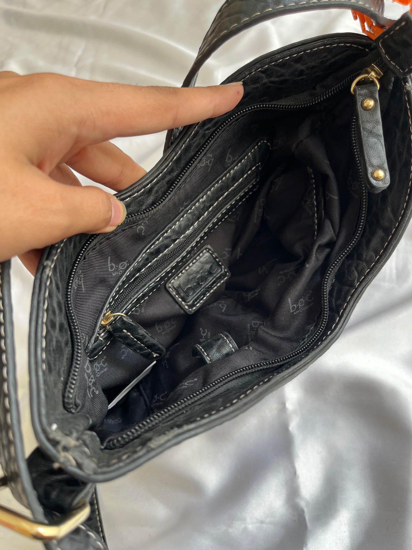 Crossbody bag drop