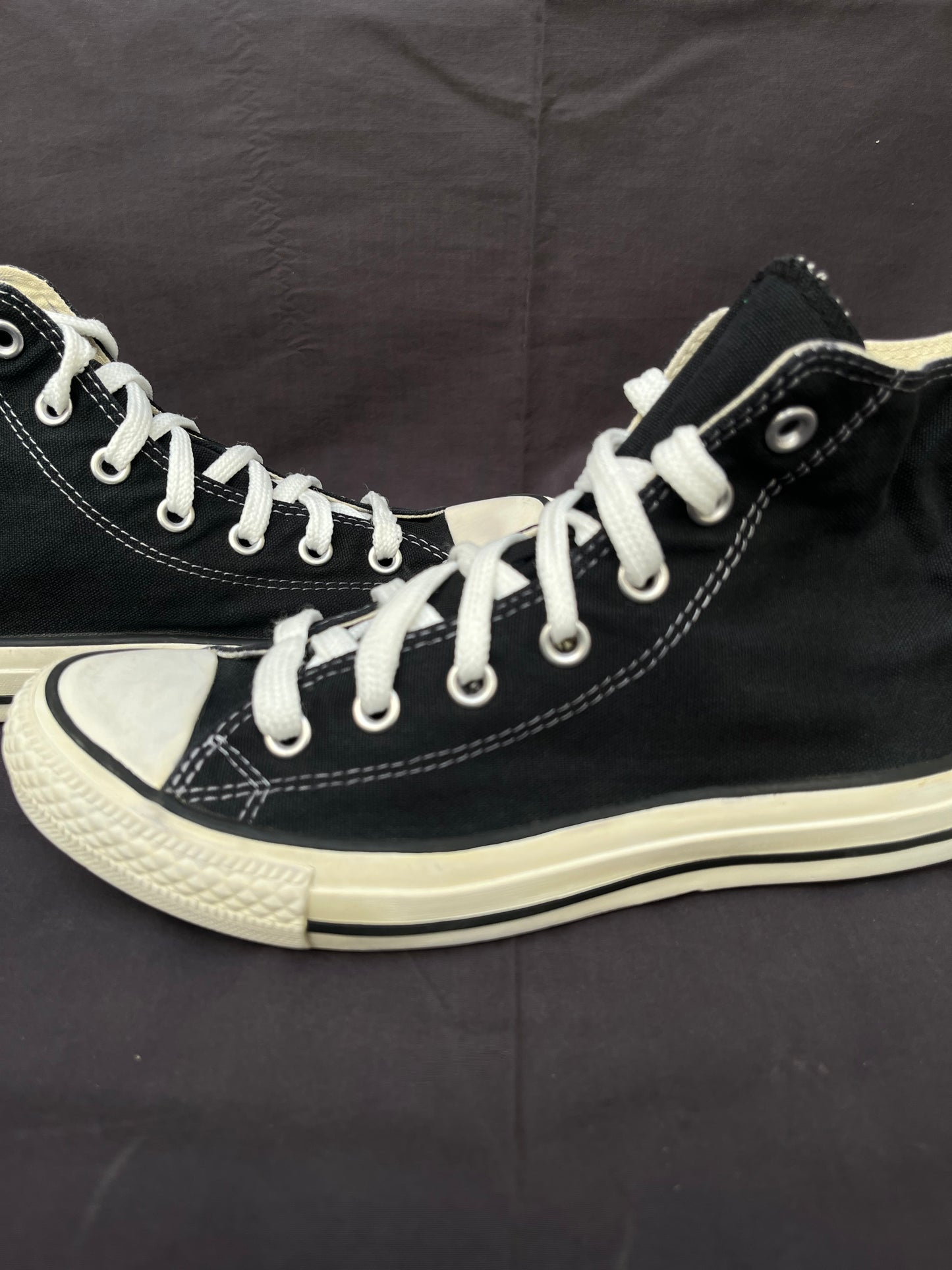 Black hightop converse