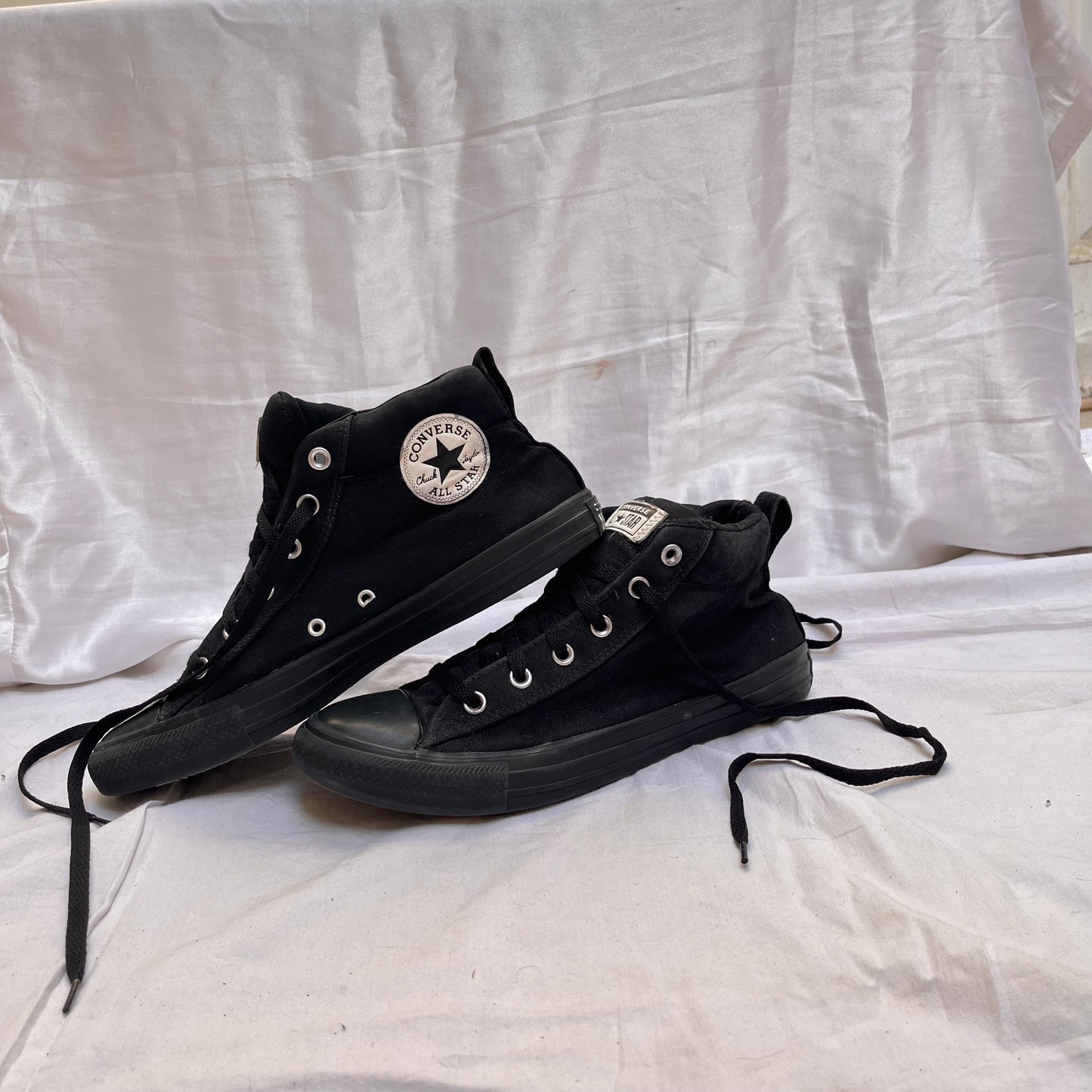 Full black midhigh winter edition