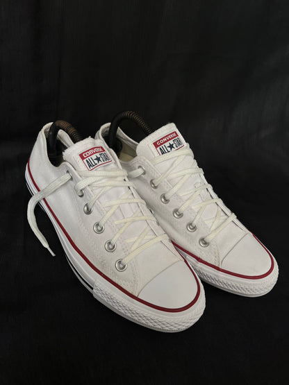 White lowtop converse — preloved, photo 3 of 11