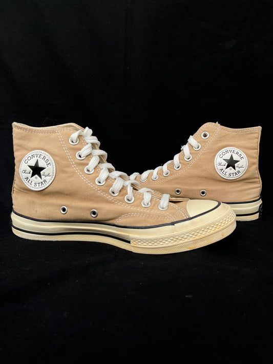 Brown hightops Chuck Taylor