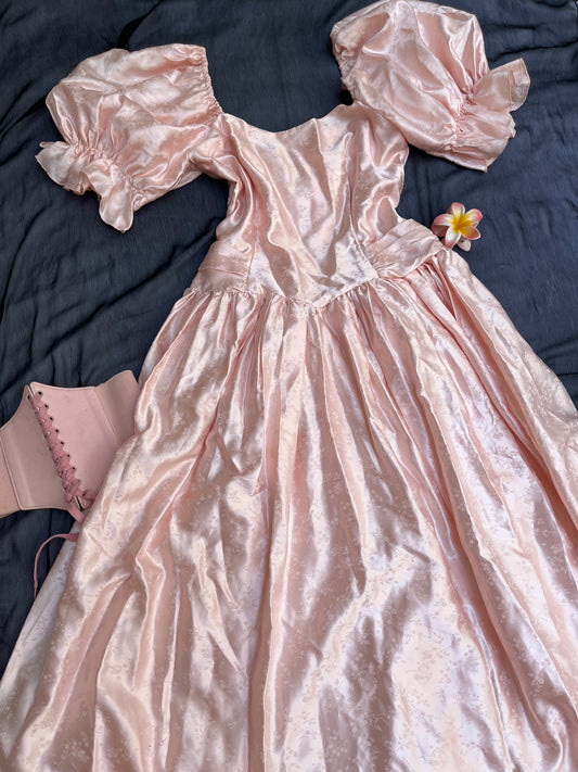 Light pink silk princesscore dress